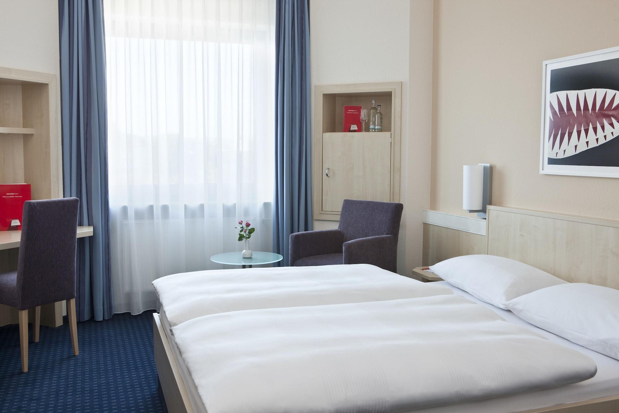Intercityhotel Ulm Exterior photo